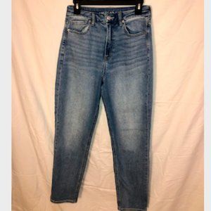 American Eagle Curvy Mom Jeans